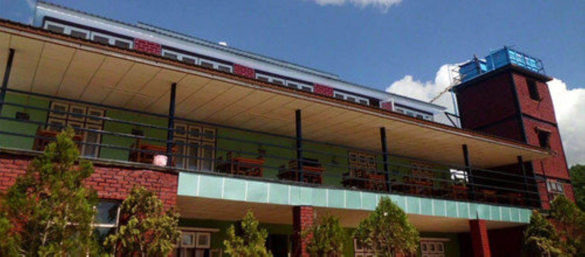 קלאו Railroad Hotel מראה חיצוני תמונה