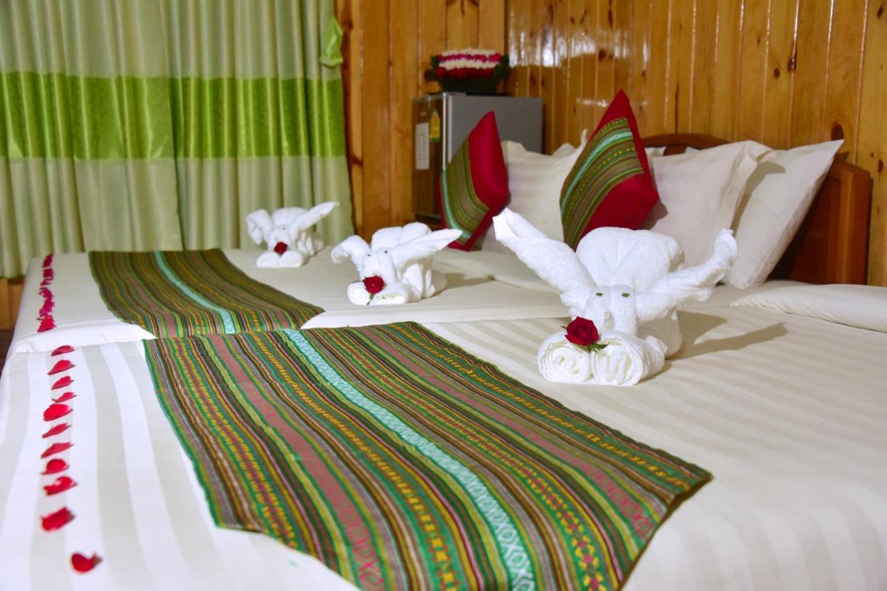 קלאו Railroad Hotel מראה חיצוני תמונה
