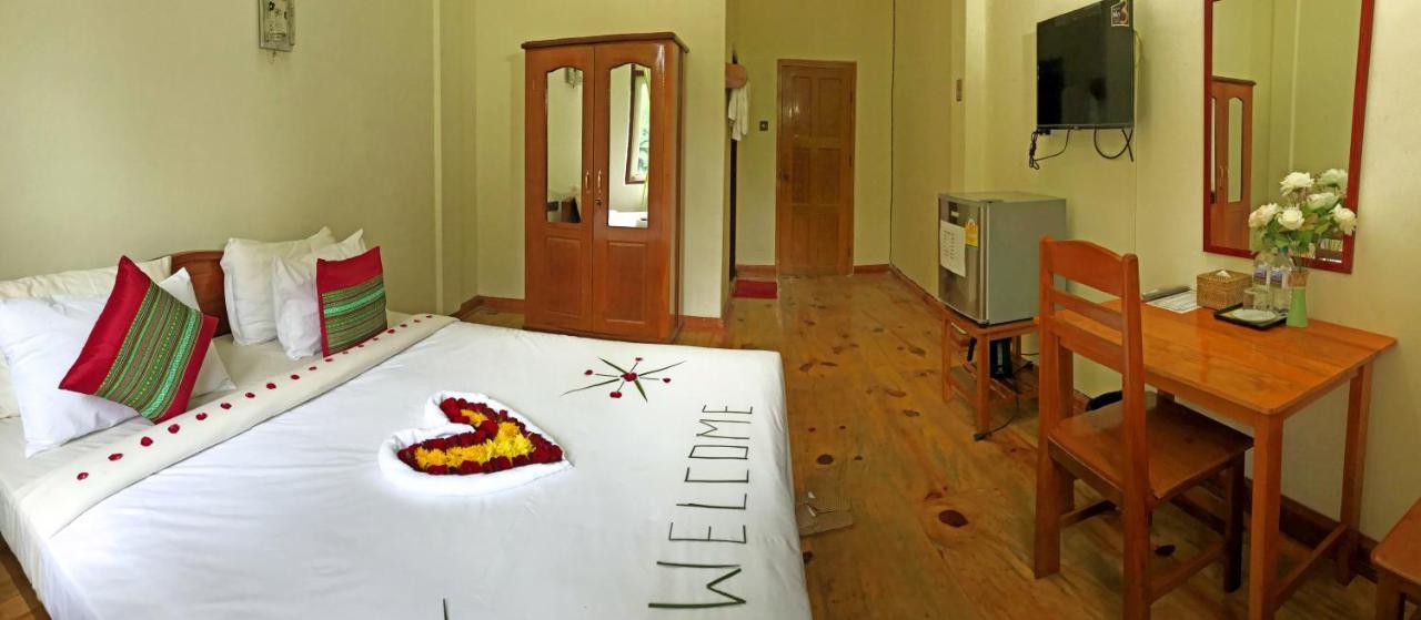קלאו Railroad Hotel מראה חיצוני תמונה
