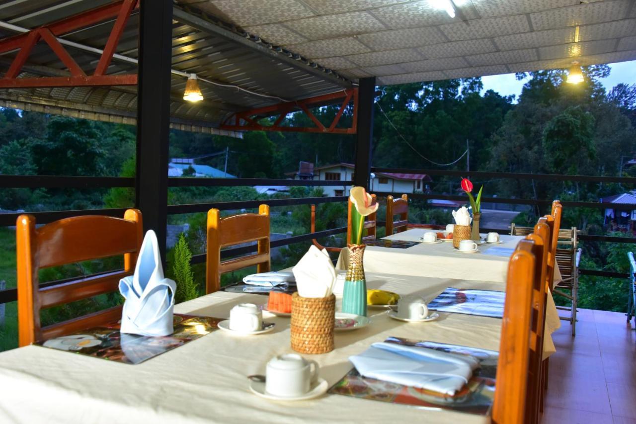 קלאו Railroad Hotel מראה חיצוני תמונה